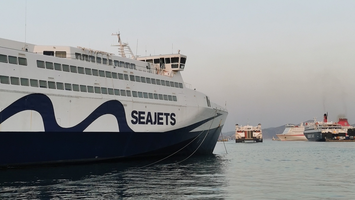 Viaggiando con il Ferry Italia Grecia, esplorando il Mare Egeo